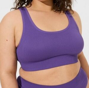 Torrid Ribbed Scoop Neck Bra size 2x NWT